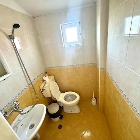 Къща За Гости Перфекто Guest house *